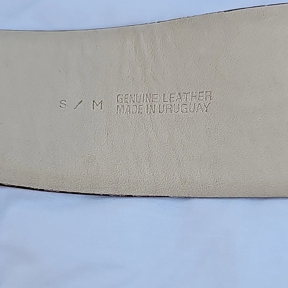 Vintage Genuine Leather Croc Print Light Brown Belt Made in Uruguay S/M